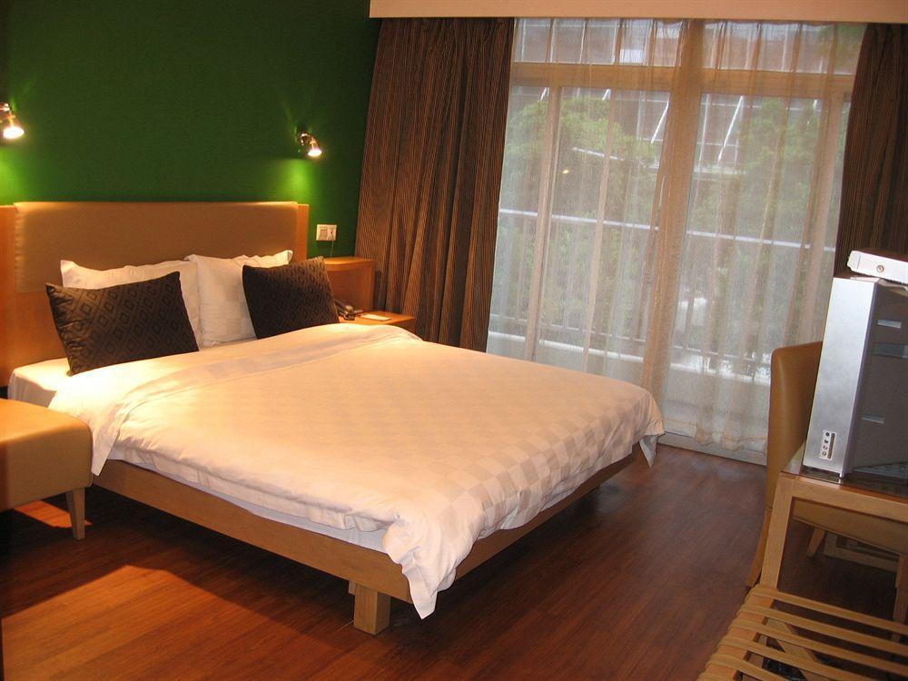 Gangding Garden Inn Canton Extérieur photo
